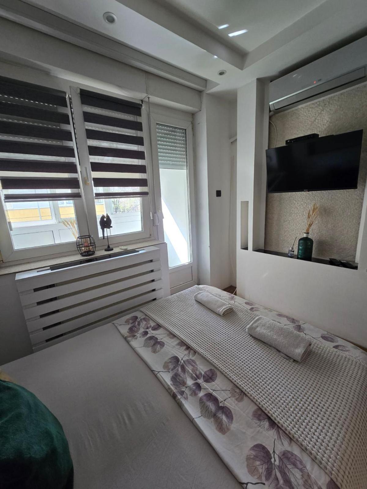 Apartamento Arizona Novi Sad Exterior foto